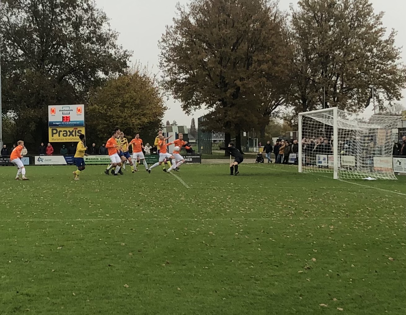 Ongelukkig Voorwaarts verliest opnieuw
