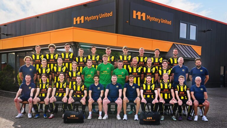 teamfoto dos'37 2025-2026