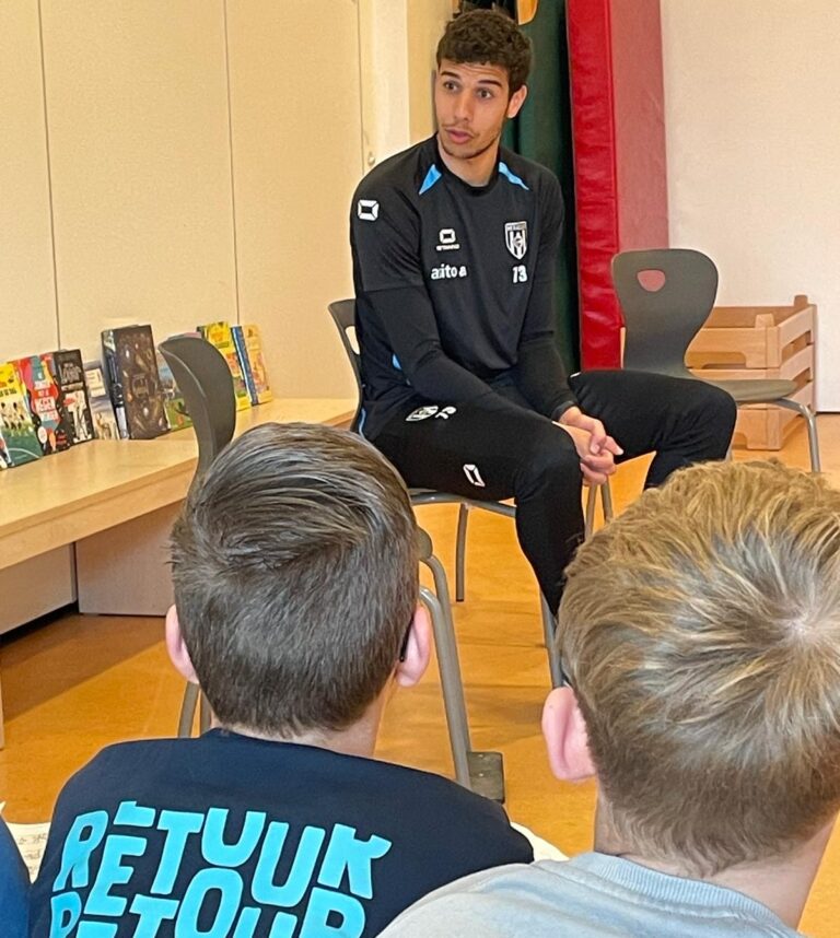 Walid op bezoek in Westerhaar 2