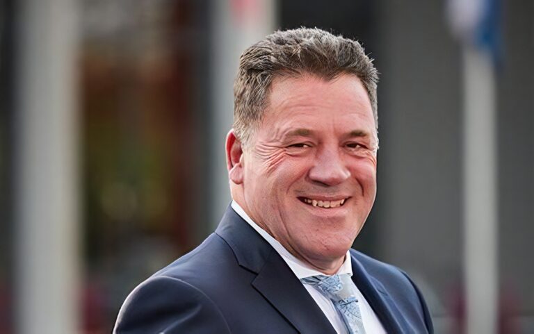 roel-koster-Standard-4x-by Nero AI Image Upscaler