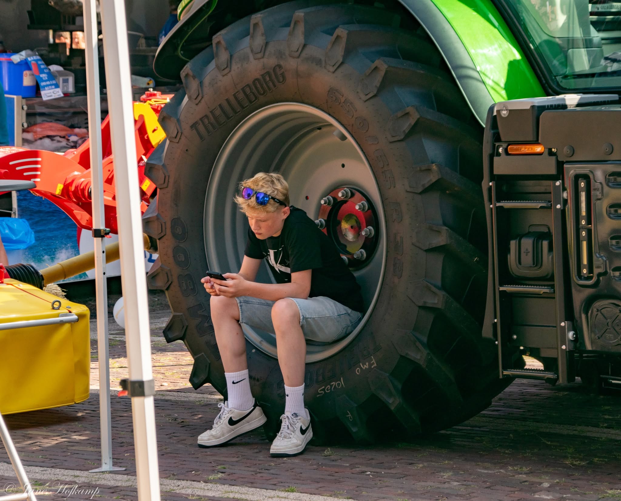 RTV4 doet live verslag van festiviteiten in Vriezenveen en Ommen