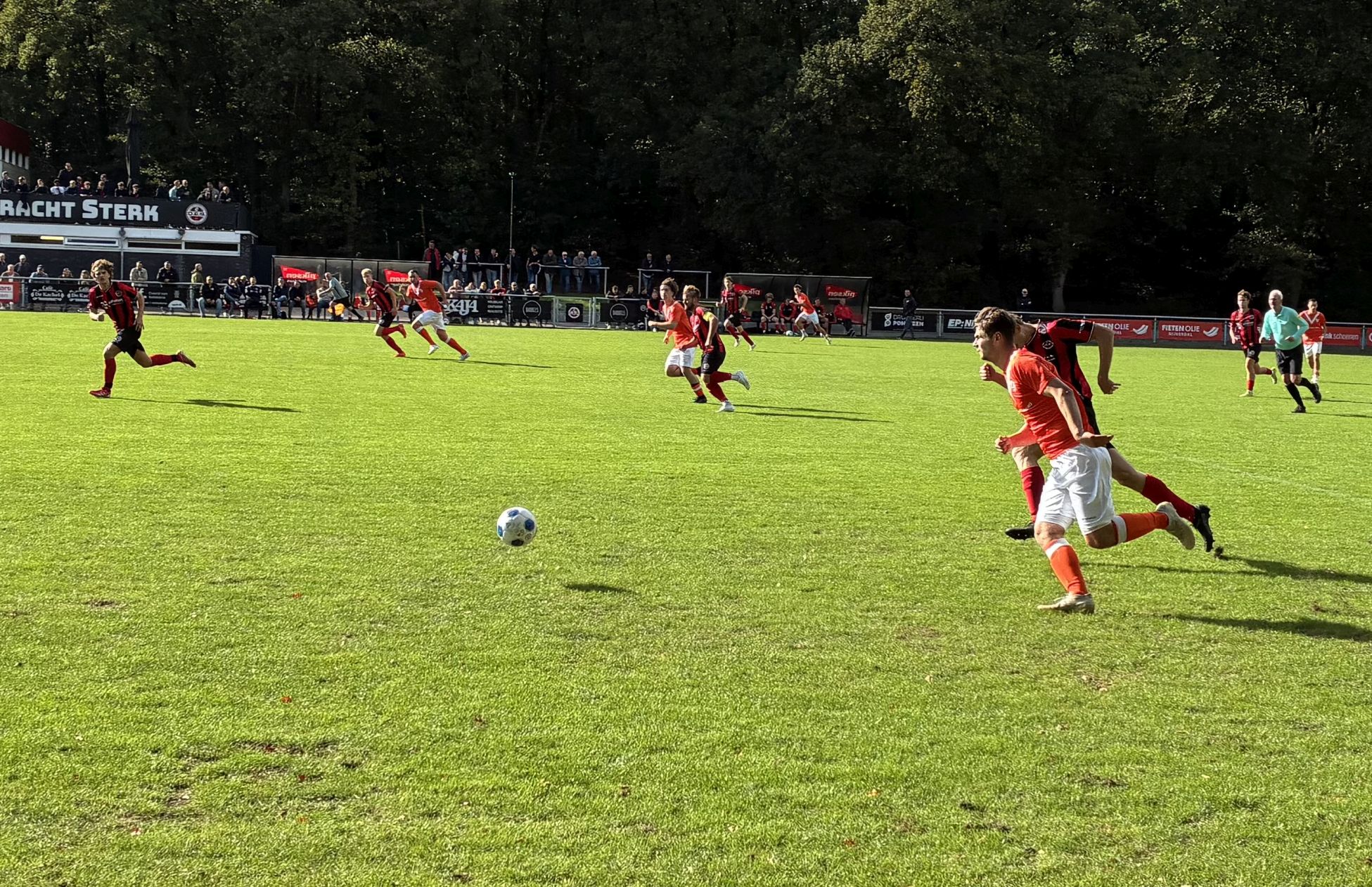 Geweldige teamprestatie bezorgt Voorwaarts 3 punten